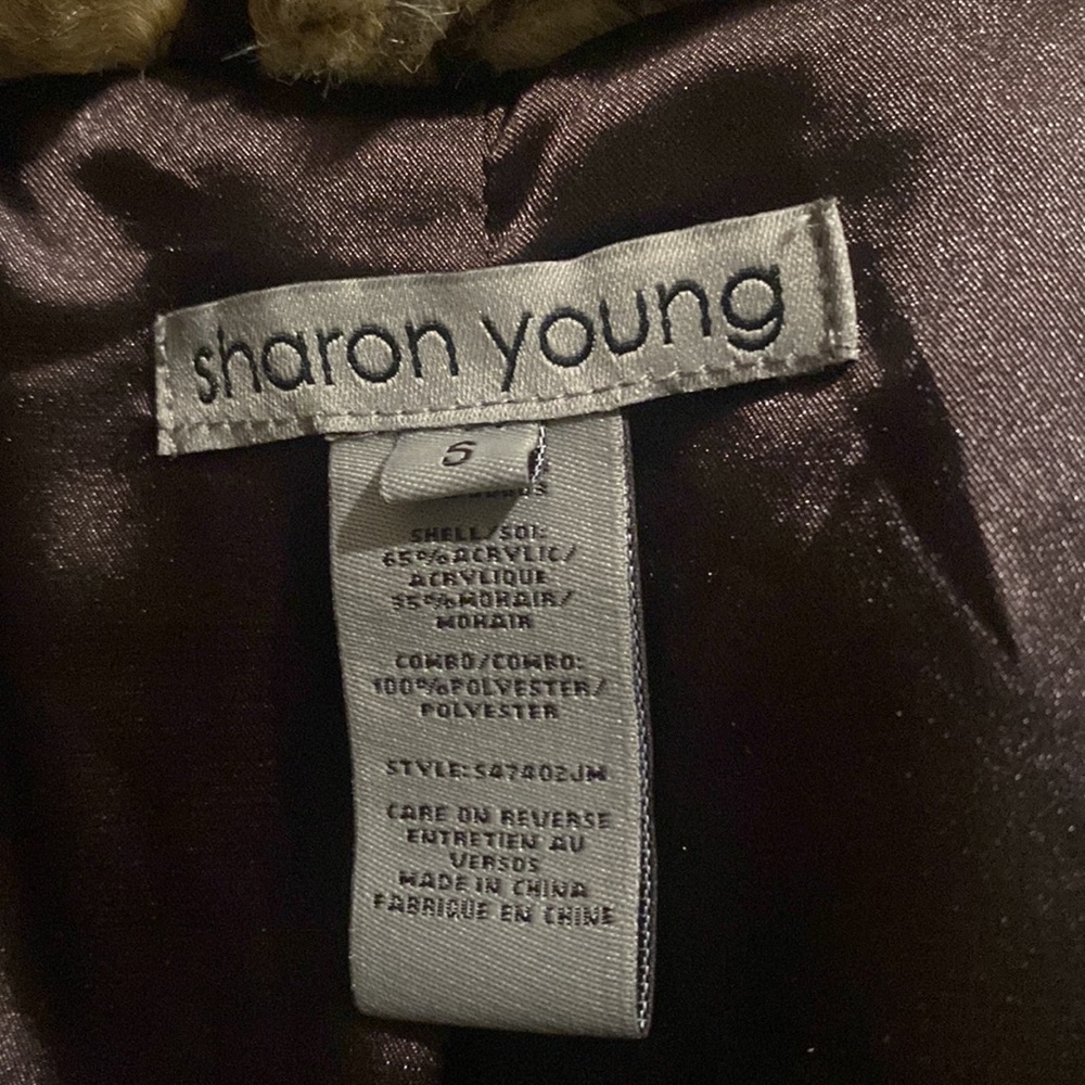 Sharon Young faux fur coat - Picture 6 of 7